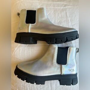 UGG Girls Metallic Boots